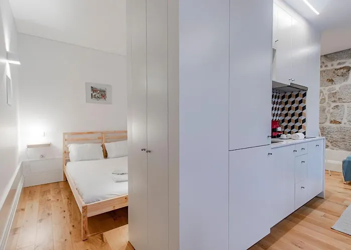 Sweet Studio W/ Big Balcony By Lovelystay