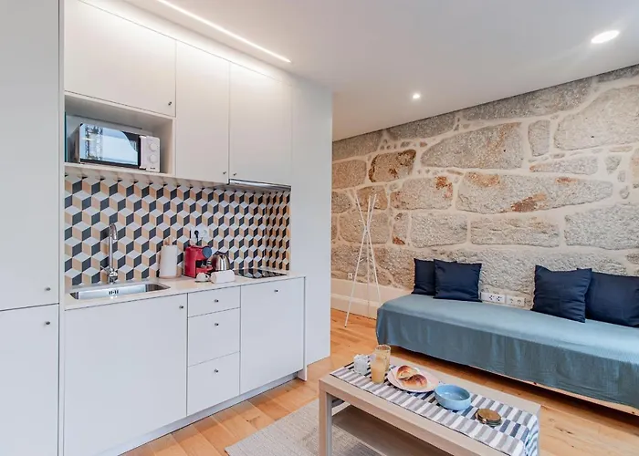 Sweet Studio W/ Big Balcony By Lovelystay *