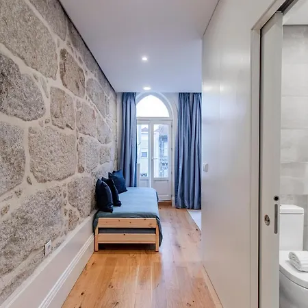 Sweet Studio W/ Big Balcony By Lovelystay Apartment