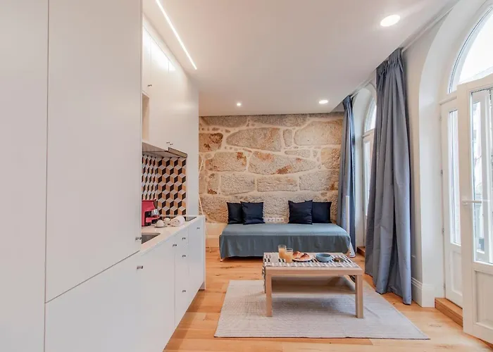 Sweet Studio W/ Big Balcony By Lovelystay 波尔图