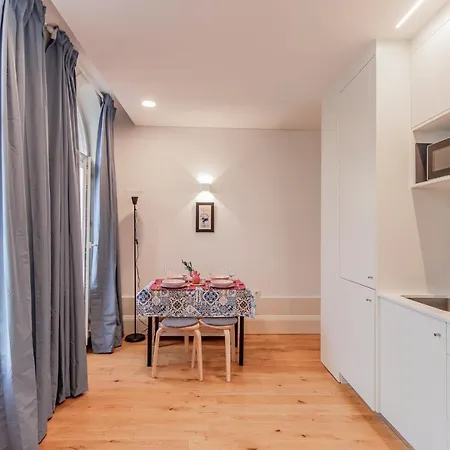 Sweet Studio W/ Big Balcony By Lovelystay